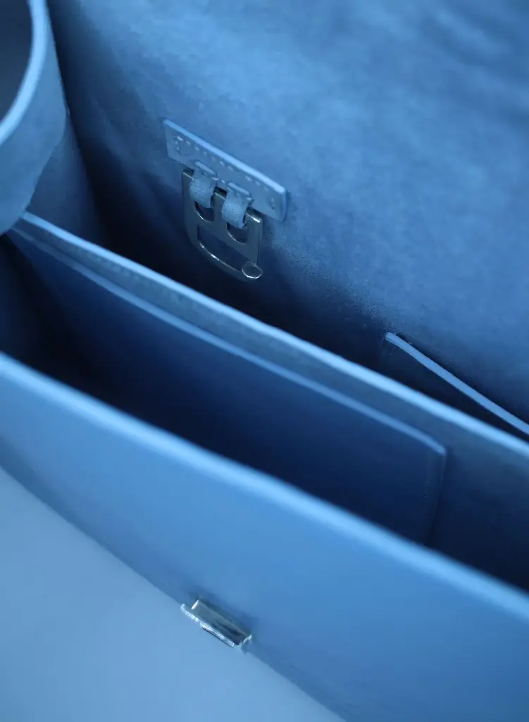 dw bag 5.webp